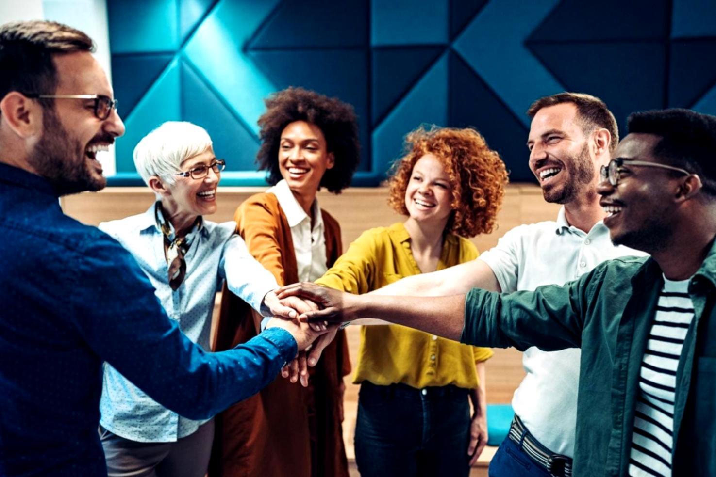 Sesión de masterclass mostrando técnicas profesionales en entorno de aprendizaje